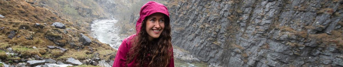 Wasserdichte Hardshell- und Regenjacken für Damen