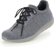 Woman Living Cloud Shoes