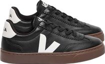 Veja Small Volley Black White Bark