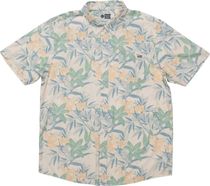 Salty Crew Crew SS Button UP Hemd für Outdoor Aktivitäten