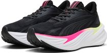 Puma Maxima Pro Unisex's Sports Shoes