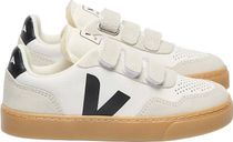Veja Small V-90 White Black Natural