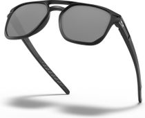 Oakley Latch Beta