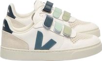 Veja Small V-10 White California