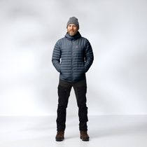 Fjällräven Expedition Lätt Hoodie M Herren Isolatiionsjacke für Freeski oder Skitouren