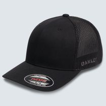 Oakley Golf Cresting Trucker