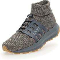 Woman Uynner Hero Shoes