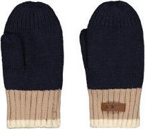 Dicey Mitts