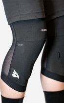 MET Aura Knee