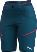 Short Traverse Woman
