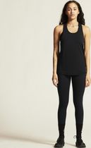 Collective Singlet Women