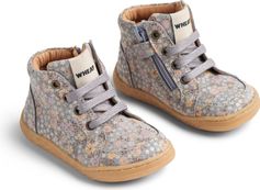 Wheat Prewalker Malia
