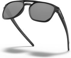 Oakley Latch Beta