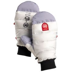 Pajak Co_lab Mittens