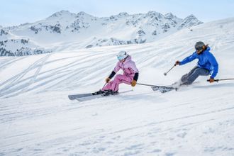 Frühlingsskifahren im Ski Juwel Alpbachtal Wildschönau: Firnschnee und Sonnenterrassen