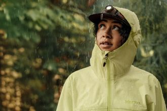 Fokus auf das Wesentliche: Diese Features braucht eine Regenjacke
