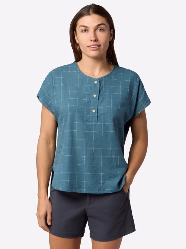 Wm's Rhea Henley Short Sleeve