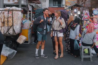Ein praktischer Rucksack ist beim Backpacking das A und O.