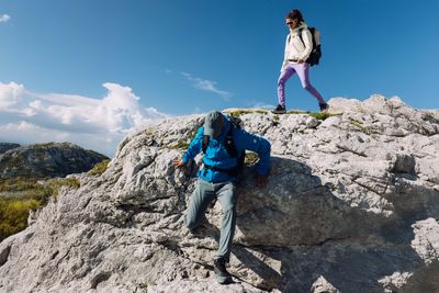 Wenn jeder Schritt sitzt – mit der richtigen Hose wird jeder Fels zum Abenteuer.