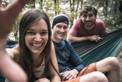 Climbing or chilling? With Chillaz outfits, you don’t have to choose!