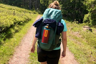 Die GeoPress kann am Rucksack befestigt werden.