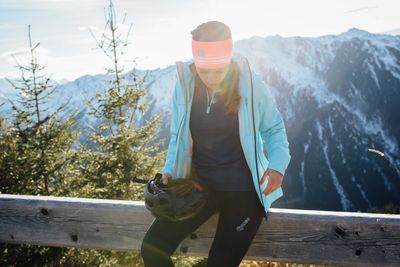 <span> Die warme Thermojacke ist ideal für die kalte Jahreszeit.</span>