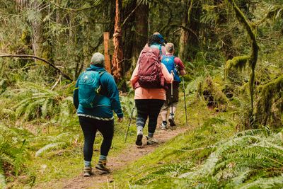 Models der Plus Size Kollektion: Unlikely Hikers.