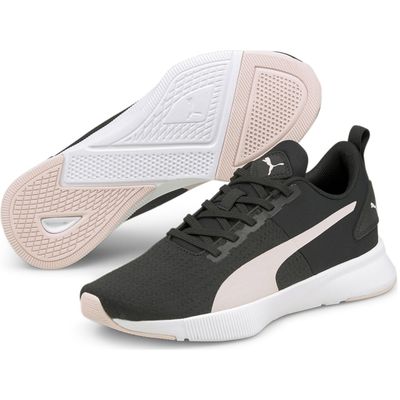 Die Flyer Runner Femme Schuhe von Puma sind auch bei langen Sporteinheiten bequem.