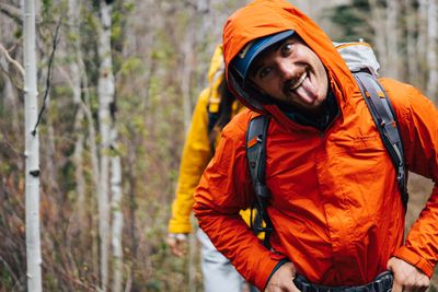 Mit der PreCip Eco Jacket kannst du jedem Wetter trotzen.