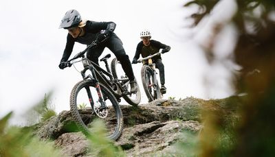 Auch für den Bike-Sport sind die Produkte von Mons Royale geeignet