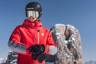 Der Nucleo Mips Pro Skihelm ist designed für Sicherheit und beste Leistungen.