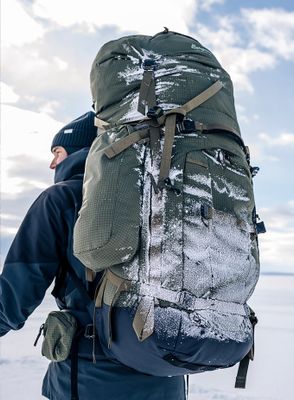 Ole F. Bergan entwickelte 1908 den Vorläufer des modernen Rucksacks.
