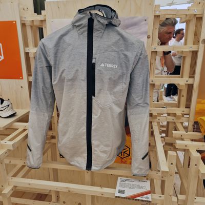 Für Trail Runner: Die adidas Terrex Xperior Light Windweave Jacket