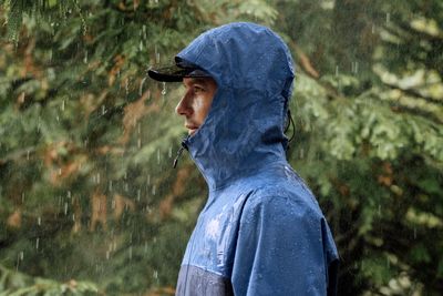 Pertex Gewebe macht die Marmot Jacke dauerhaft wasserdicht.