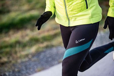 Die Laufhose sollte gut sitzen (Foto: Löffler)