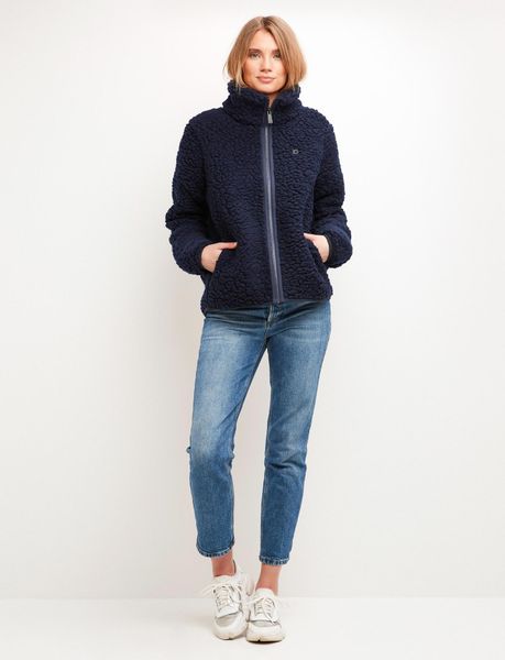 Mois W Wool Pile
