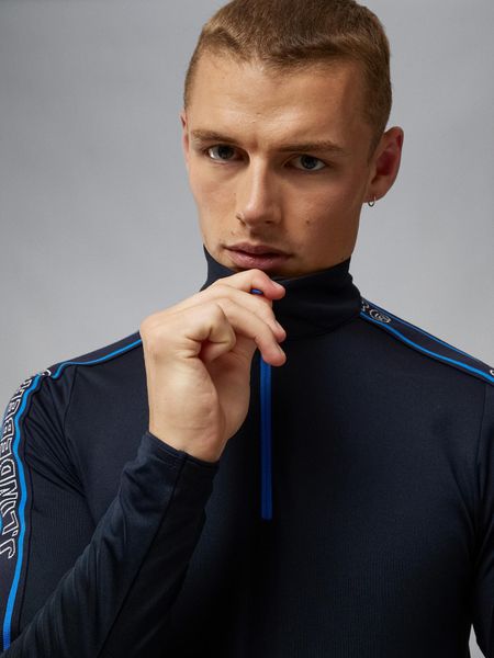 William Mid Layer