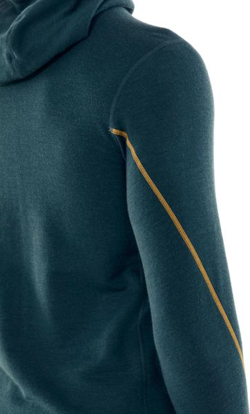 M Quantum II Long Sleeve Zip Hood