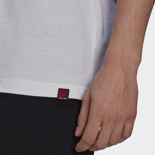 Glory Tee