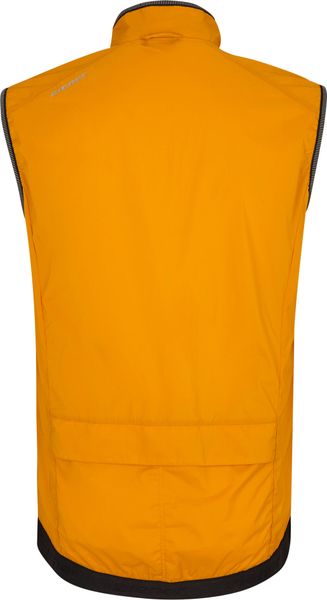 Nechamus man Vest