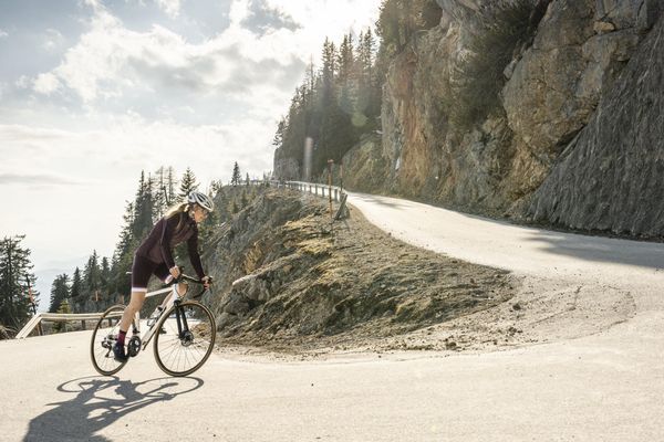 Women Bike Light Hybridjacket