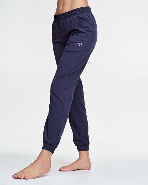 Nora Pant