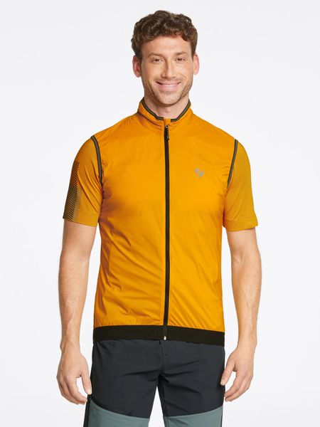 Nechamus man Vest