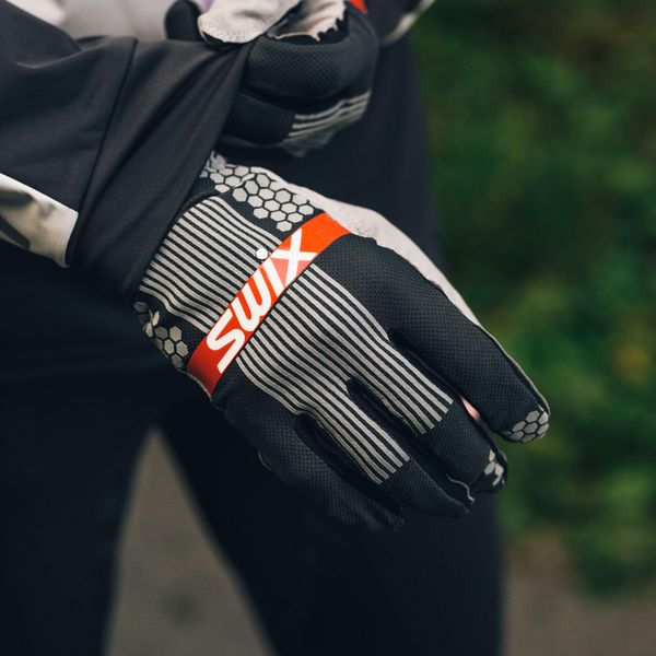 Carbon Glove