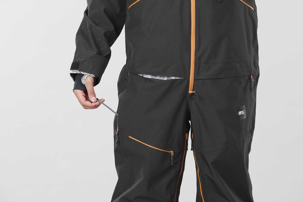 Xplore Suit