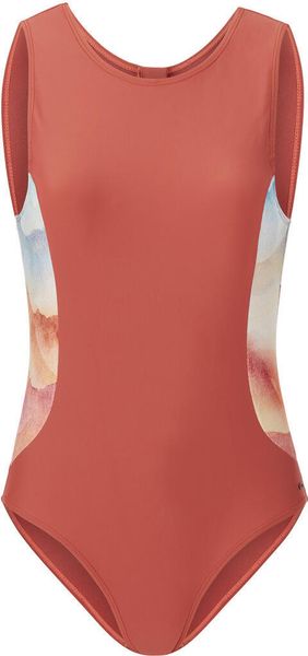 Curving Swimsuit