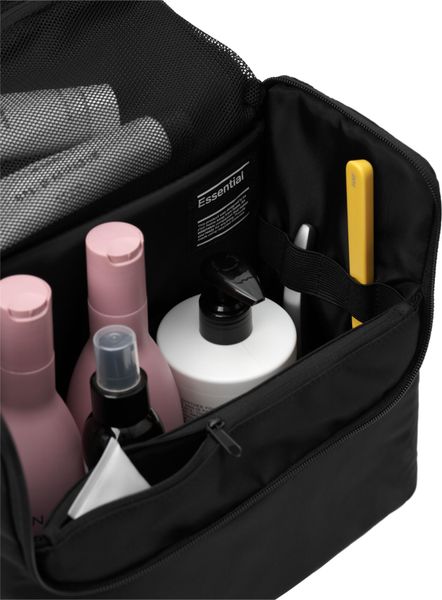 Essential Wash Bag M