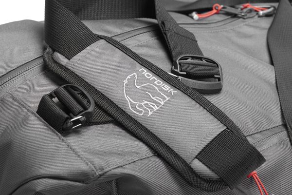 Flakstad 85 Travel Bag Burnt Red