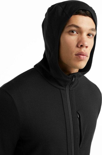 M Quantum III Long Sleeve Zip Hood