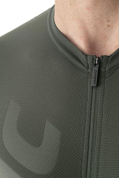 Aksium Jersey
